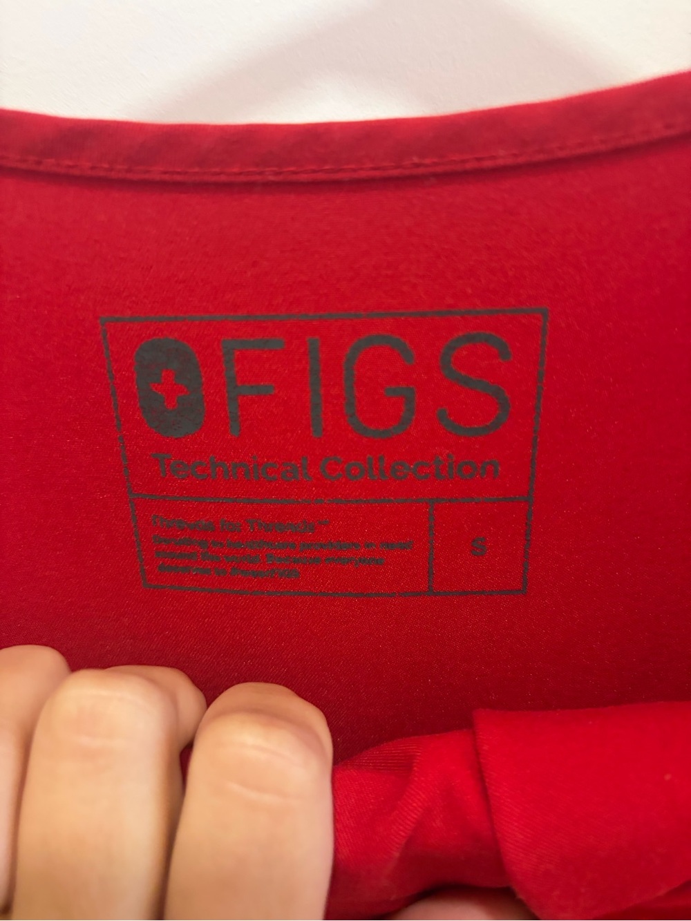 Red Figs Scrub Set - Picture 3 of 7